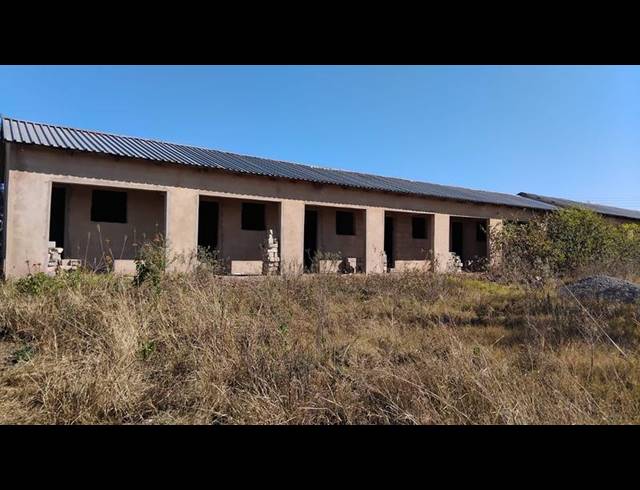 10 BEDROOM APARTMENT FOR SALE IN MTHATHA RURAL